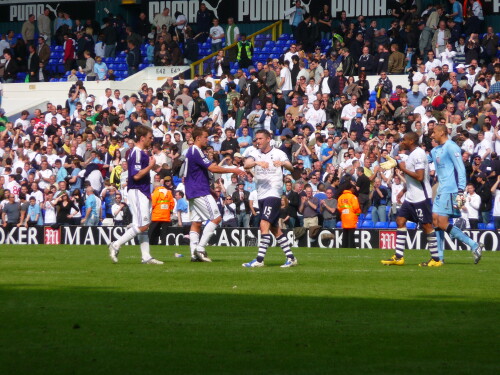 Keane and co shake hands after the match.