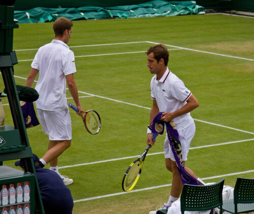 Cross-over - Gasquet [18] v Mayer [31] - Day 7 - Wimbledon 2012