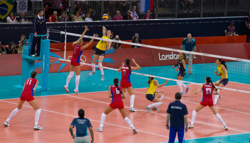 London 2012 - Volleyball - Ladies Quarter Finals 

Brazil v Russia in the second quarter final.  This one went to 5 sets.

Thaisa hitting past an insufficient block with her typically odd-looking yet effective swat.