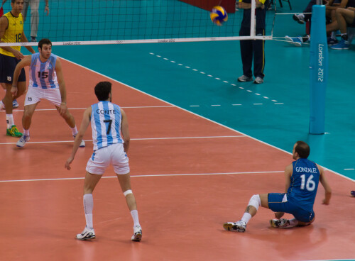 London 2012 - Volleyball - Men's Quarter Finals

Brazil v Argentina in the first quarter final.