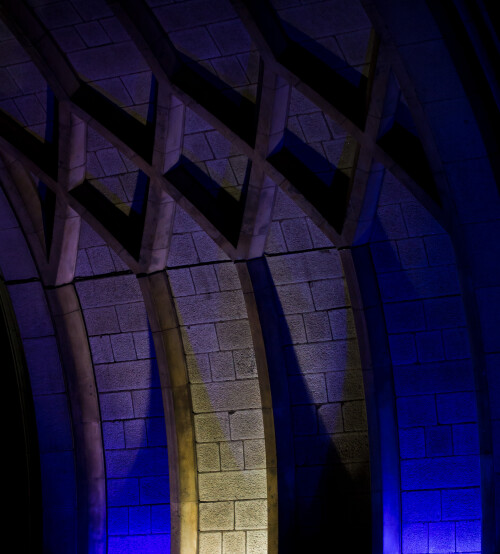 The pattern in the arch under tower bridge.