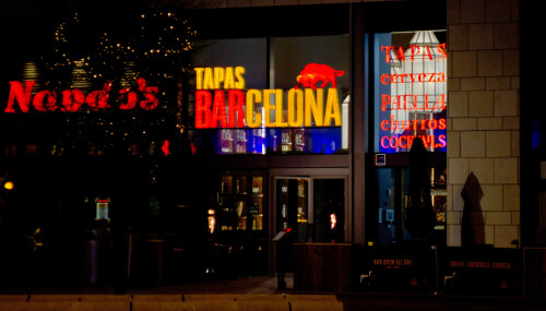 Experimenting with some night time street photography.